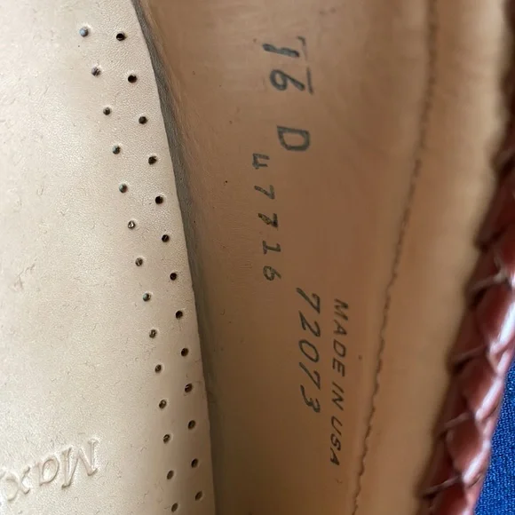 Men’s Tassel Slip-On Loafers Size 16D Brown
